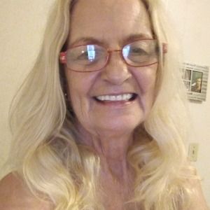 Meet your Posher, Pamela